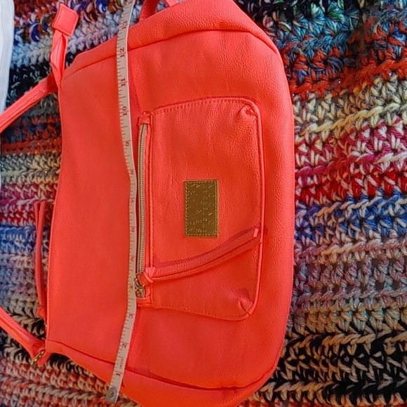 H&M BRIGHT NEON HANDBAG - Picture 9 of 10